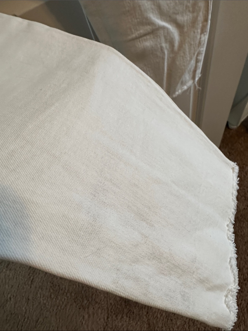 Madewell Off-White High-Rise mom Jean 26 - Picture 4 of 4